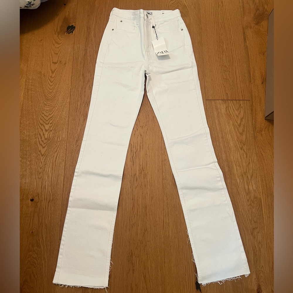 NWT Zara Split Hemline Jeans